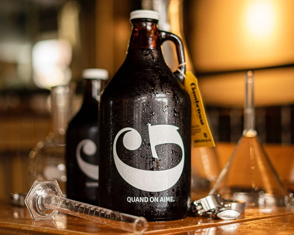 Cruchons réutilisables Gambrinus remplis de bière artisanale