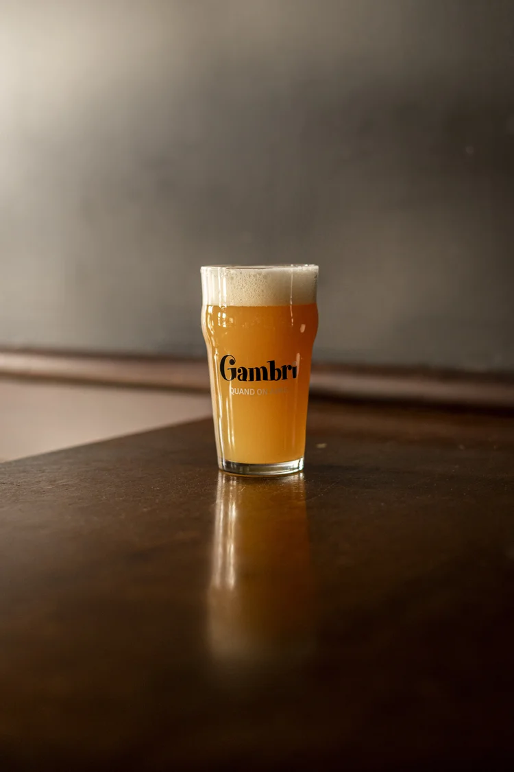 Heavy Metal Framgarden Simcoe — Kveik IPA Gambrinus